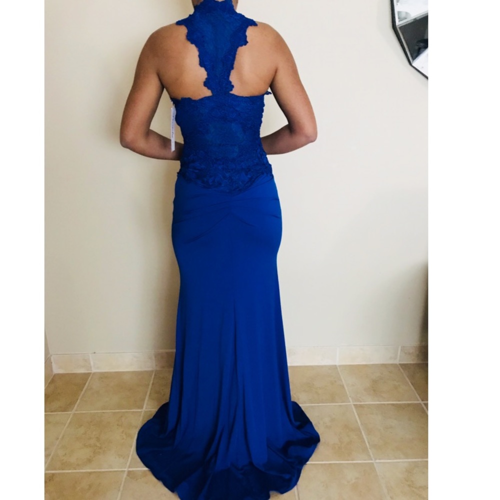 May Queen V-Neck Prom Dress,Trumpets Mermaid Train - Picture 3 of 8